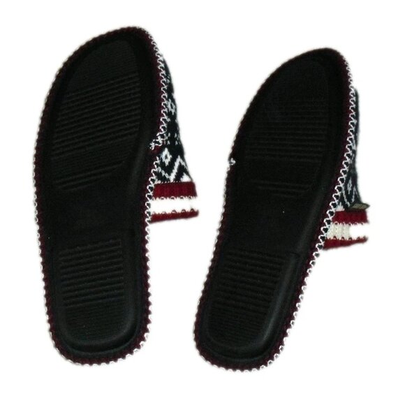 Muk Luks Mens Holiday Christmas Sweater Style Slippers sz. Medium 10-11 New - Picture 2 of 2
